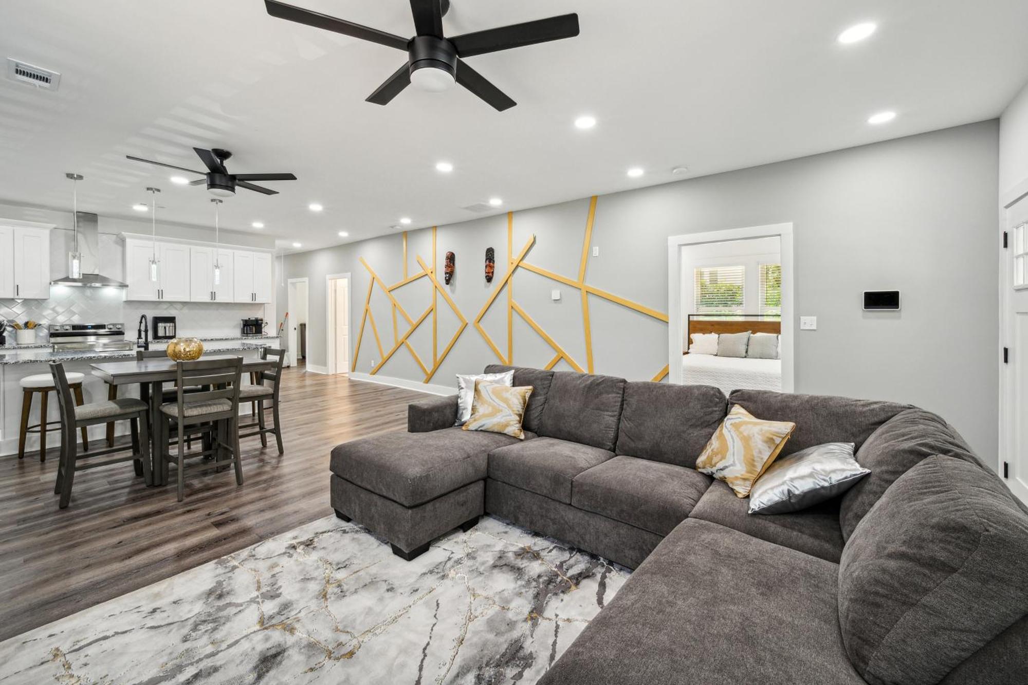 Centrally Located Home In Atlanta-10 Mins From Ga Aquarium, Mercedes Benz Stadium, & Much More Екстериор снимка